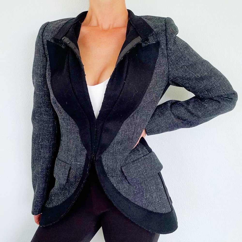Vera Wang black gray wool linen tailored fit hook and eye blazer jacket size 6